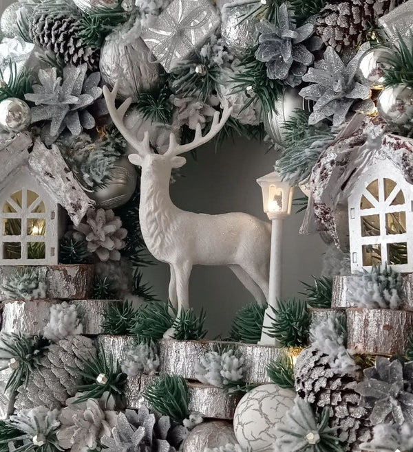 Luxury Christmas Wreath with LED – 55 cm