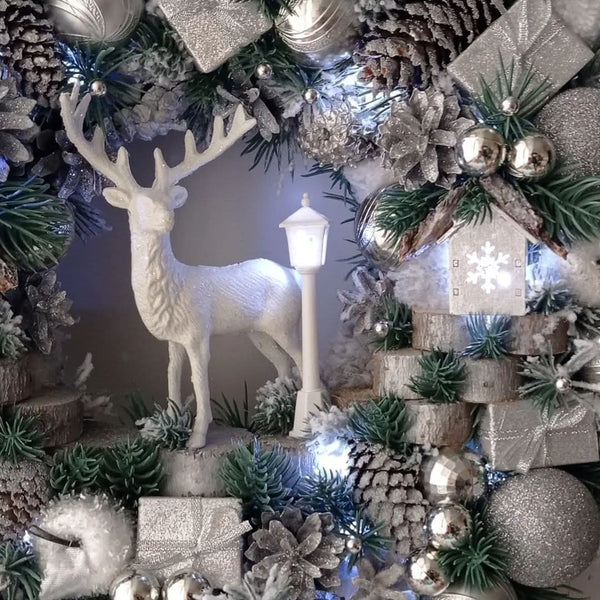 Luxury Christmas Wreath with LED – 55 cm