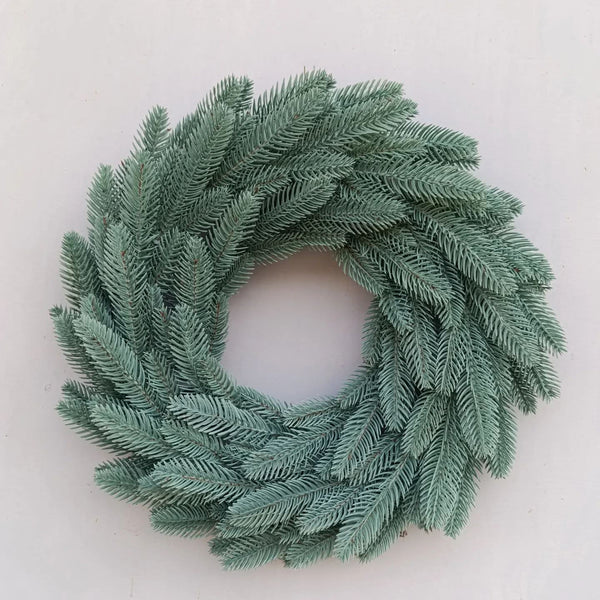 Traditional Wreath – Modern Christmas Décor, 60 cm