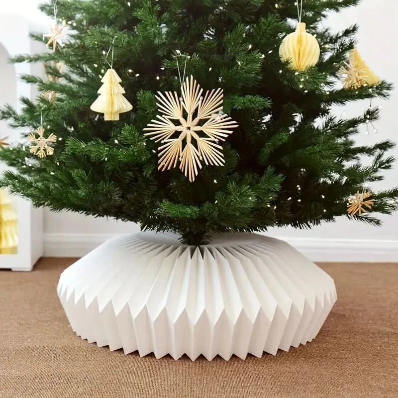 Handcrafted Beehive-Shaped Christmas Tree Skirt – 65×25 cm