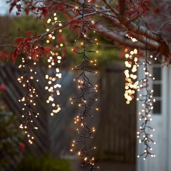6 Warm White LED Outdoor Cascade Lights ✨🎄