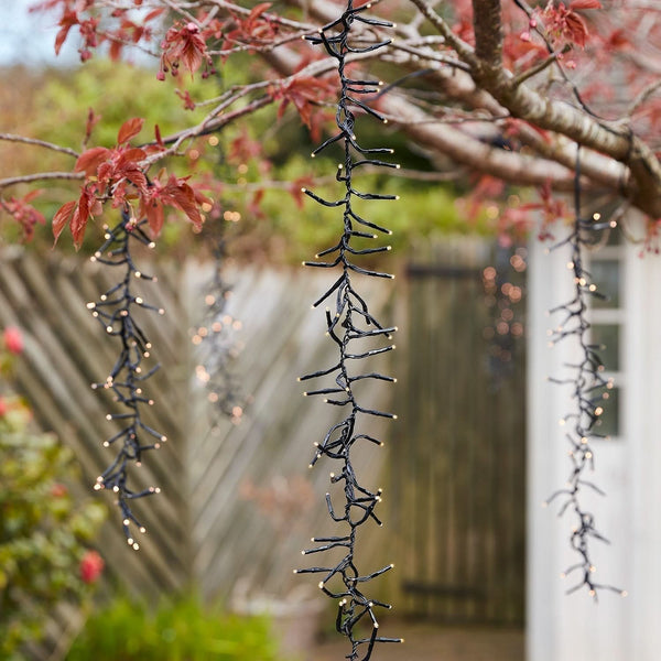 6 Warm White LED Outdoor Cascade Lights ✨🎄