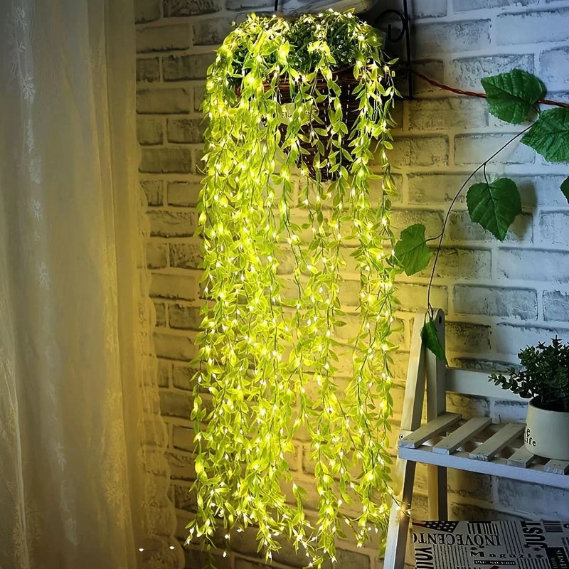 Christmas Curtain String Lights with Leaves – Charm and Magic in Every Detail ✨🎄