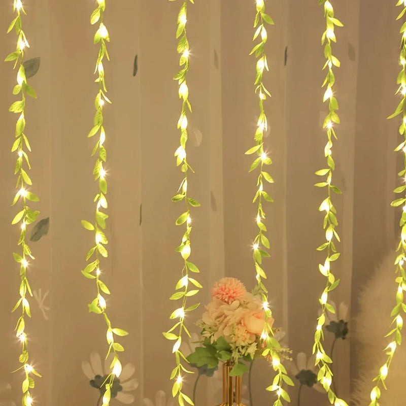Christmas Curtain String Lights with Leaves – Charm and Magic in Every Detail ✨🎄