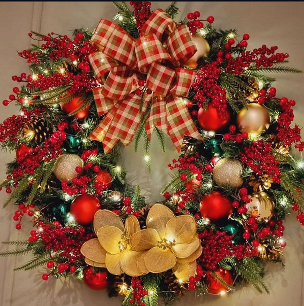 Christmas Wreath with Bright LED Lights – 65 cm