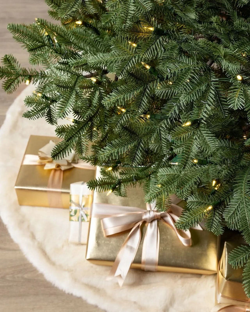 Premium Green Christmas Tree with Hinged Branches, Metal Stand, and Built-in Micro LEDs