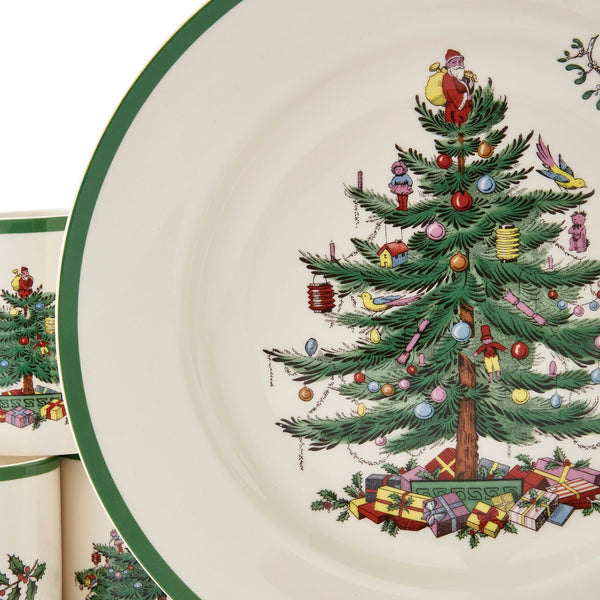 Christmas-Themed Dinnerware Set – 12 Pieces